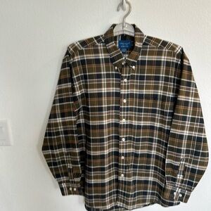 Towncraft  Men’s Plaid Long Sleeve Button Down

Size L